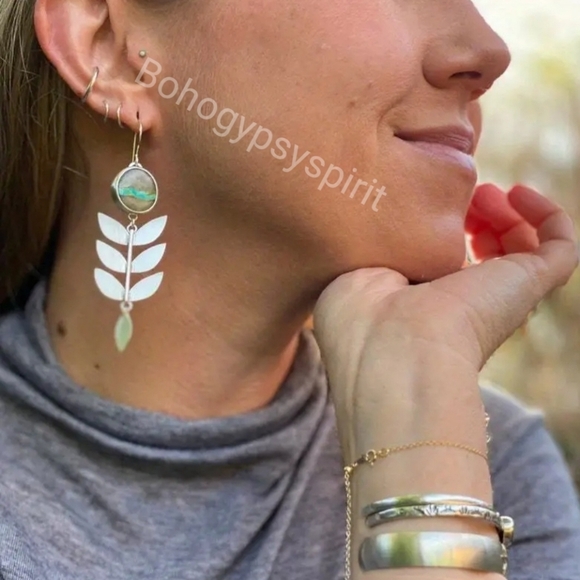 Boho Retro Leaf Dangle Drop  Earrings With Pine Stone - Picture 6 of 12